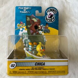 Funko Five Nights at Freddy's Racers Collection, Chica Die-Cast Vehicle, Yellow